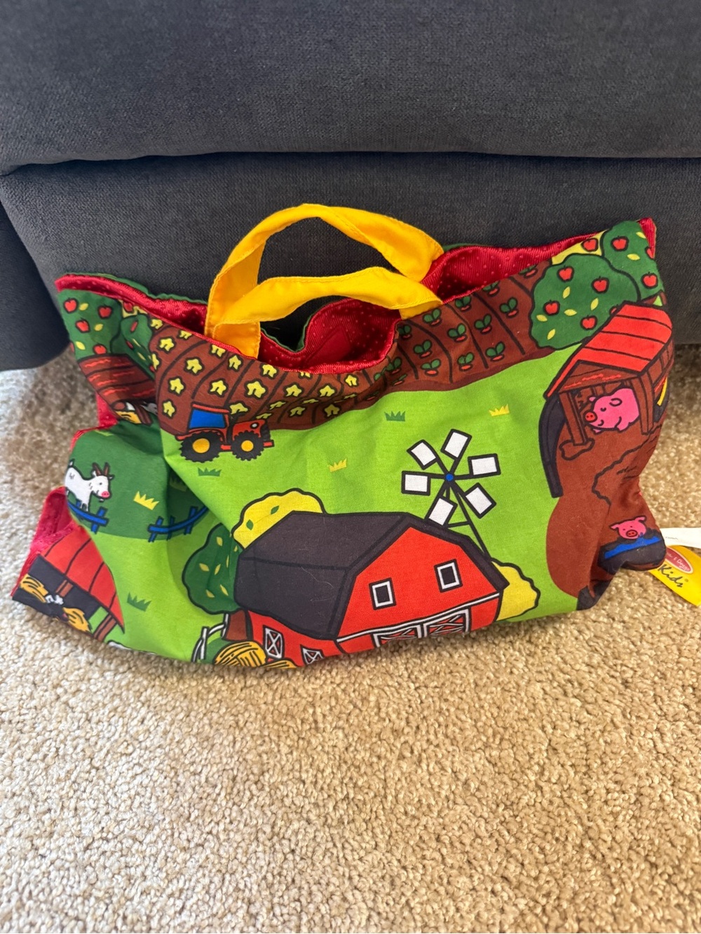 Melissa and Doug Take Along Farm Play Mat Storage Bag Toddler Travel Toy - Picture 2 of 7